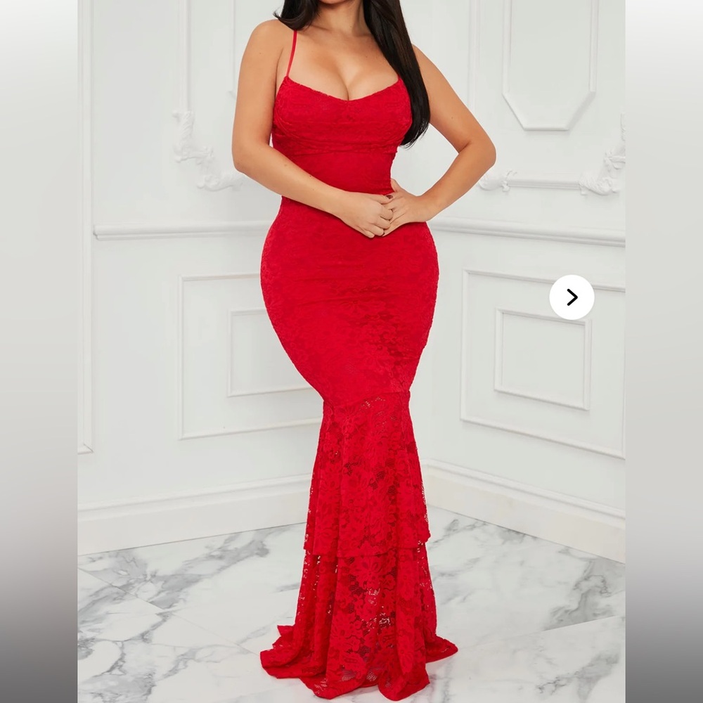Brand NEW with tags Fashion Nova Scarlet Lace Ensemble